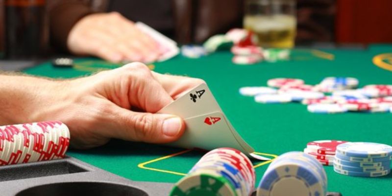 Thứ Tự Bài Xì Tố Là Gì? Bật Mí Mẹo Cực Chất Cho Game Thủ 7 Hướng dẫn chi tiết cách chơi theo thứ tự bài xì tố